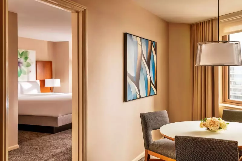 Signature Park View Suite