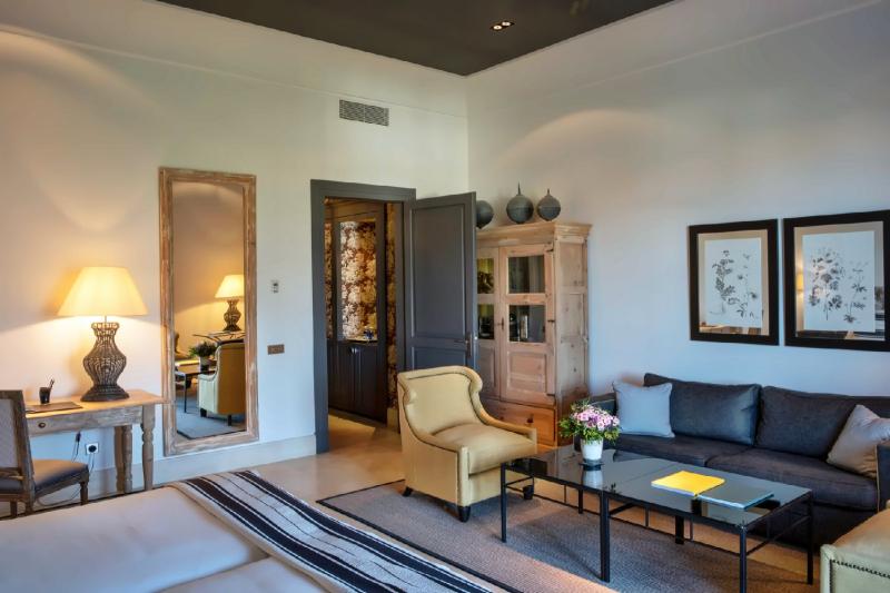 Junior View Suite