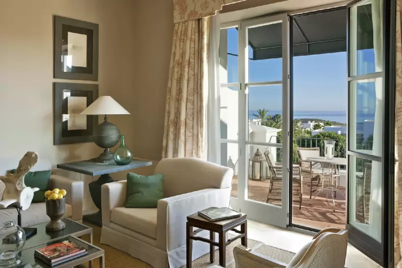 Executive Sea View Suite