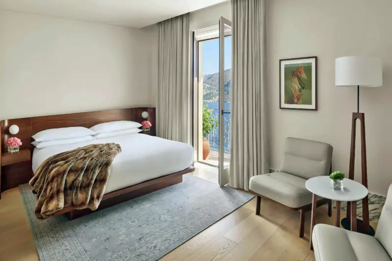 Superior Lake View Room