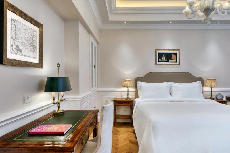 Classic Courtyard View Room