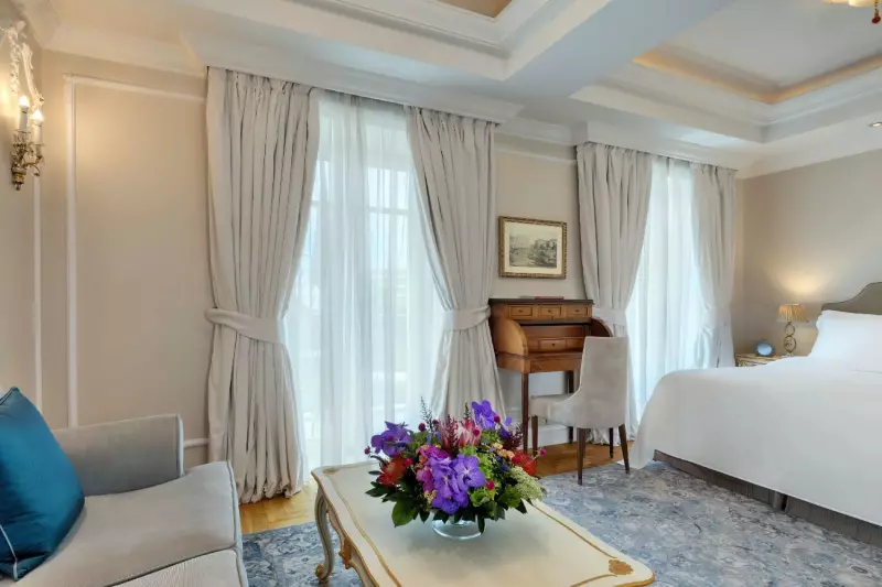 Deluxe City View Room