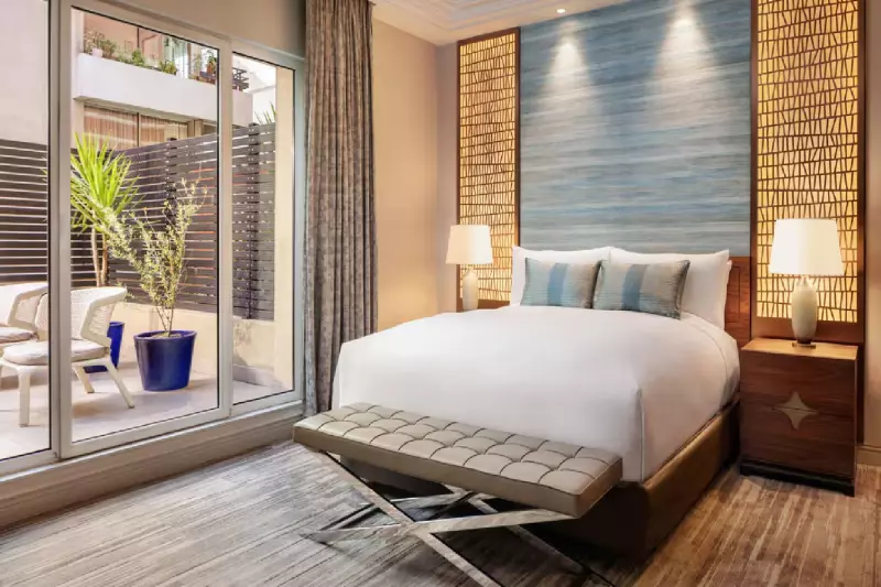 Deluxe Terrace Club Room