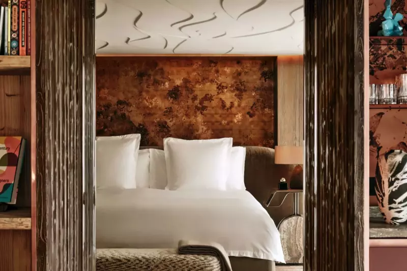 Signature Suite