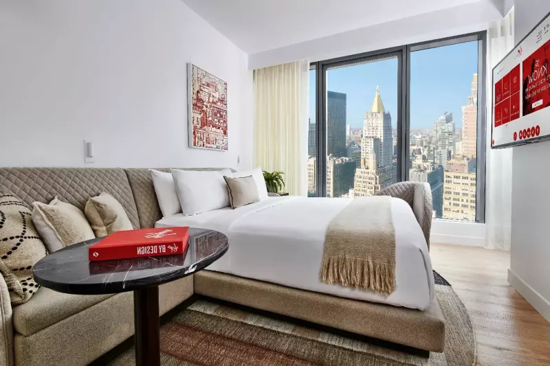 Sky Chamber Empire View Room