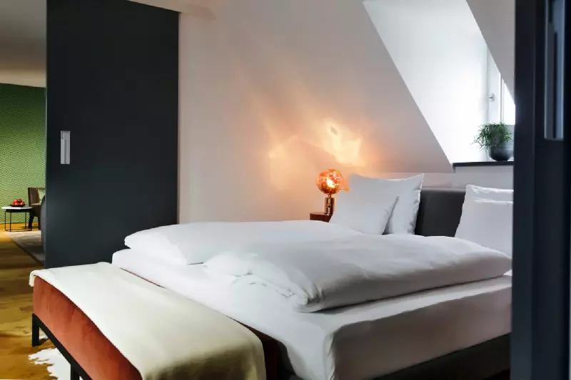 Suite 500