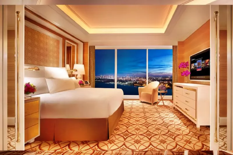 Signature Harbor View Suite