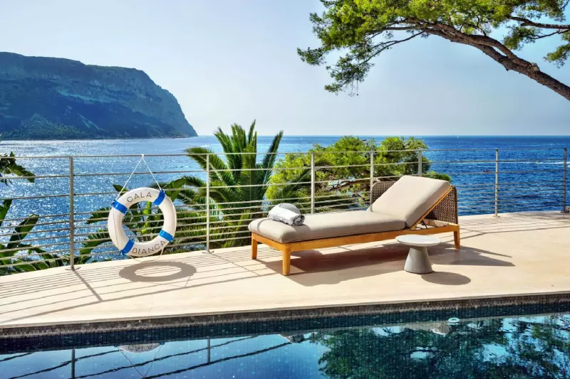 2 Bedroom Bassa Pool Villa