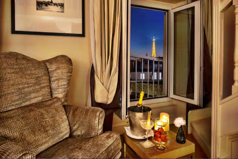 Duplex Eiffel Tower View Suite