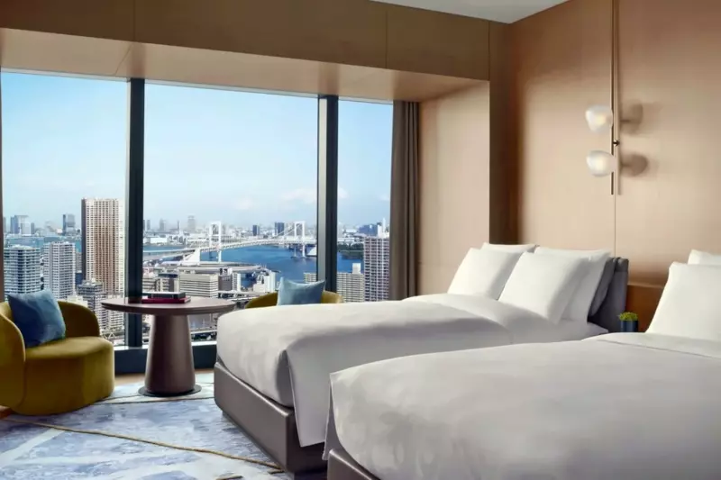 Deluxe Bay View Club Room