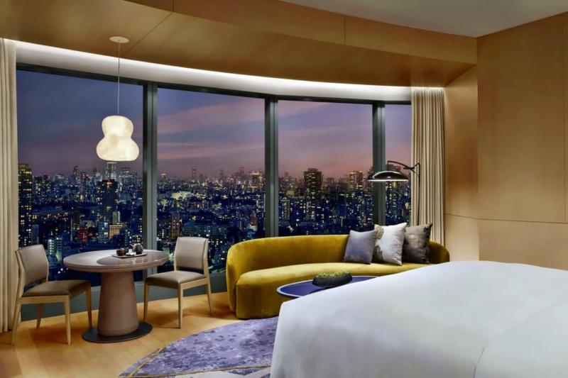 Junior Corner Suite