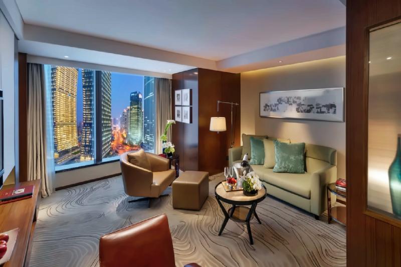 2 Bedroom Connecting Executive Club Suite