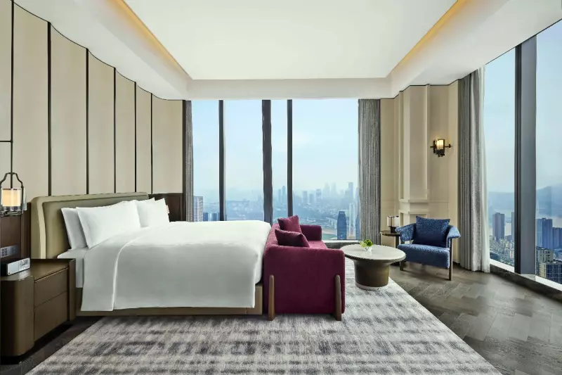 Premium Suite