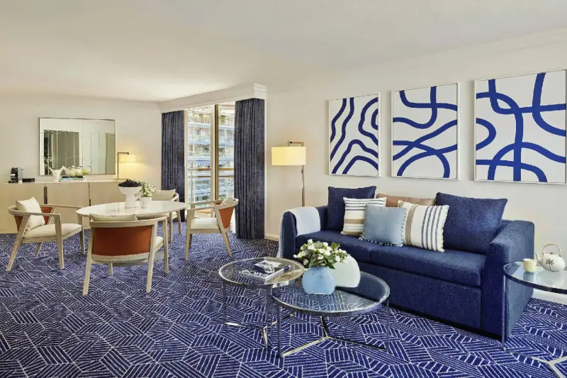 Grand Prix Sea View Suite