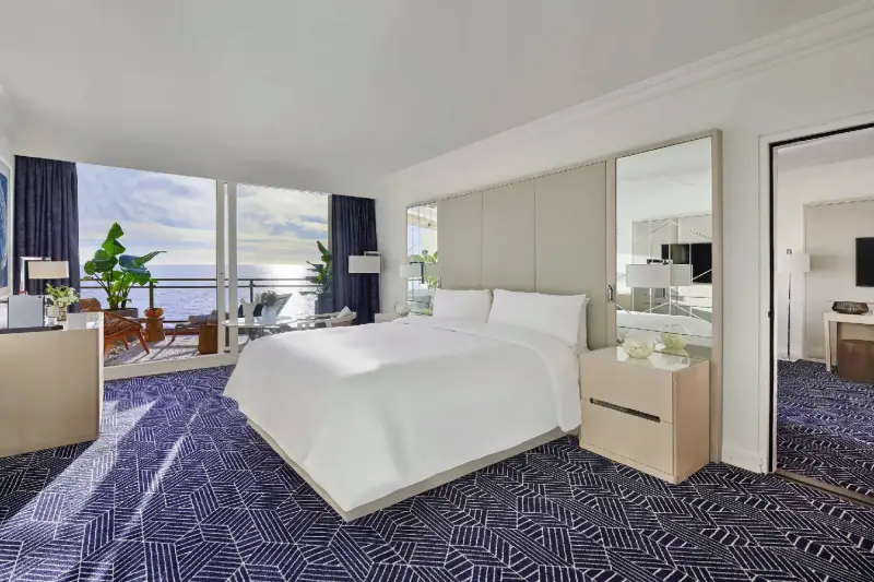Riviera Sea View Suite