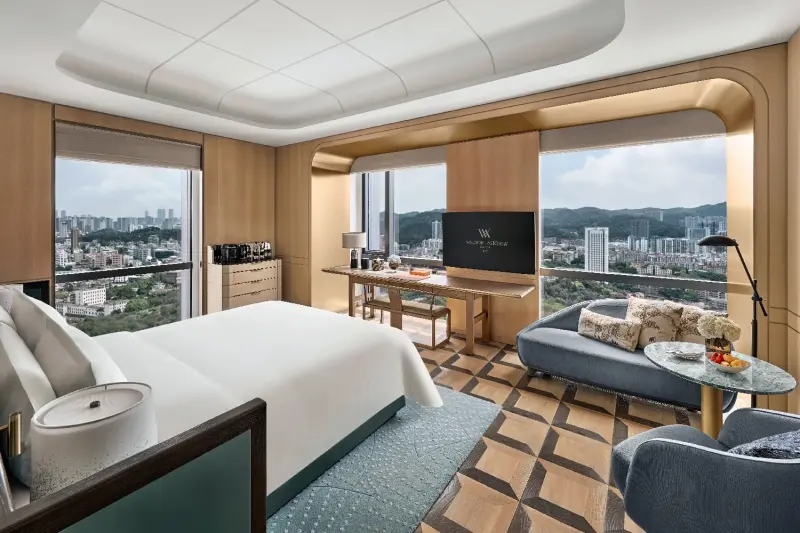 Panoramic View Corner Room