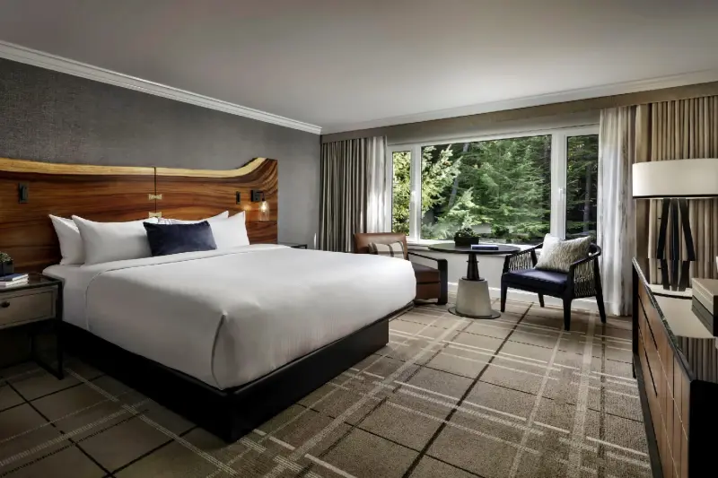 Deluxe Forest View Room