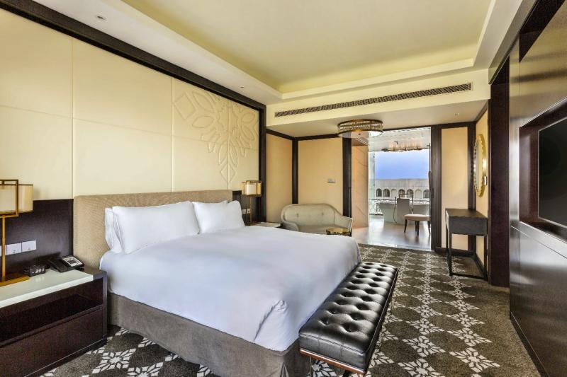 1 Bedroom Suite