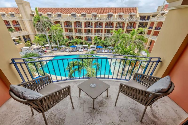 Superior Pool View Room 
