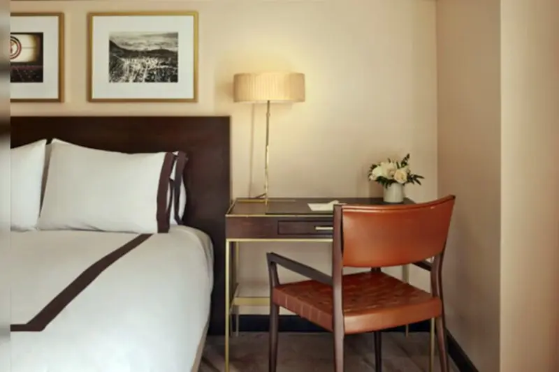 Premier Room 
