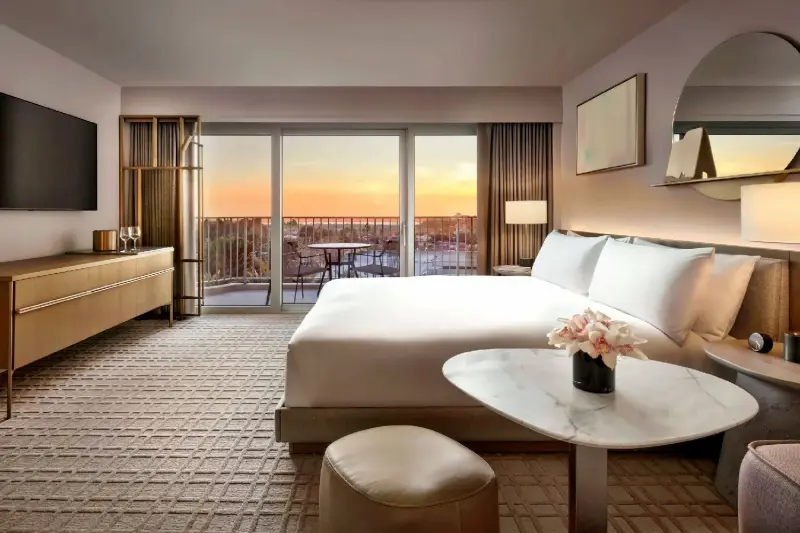 Deluxe Sunset View Room