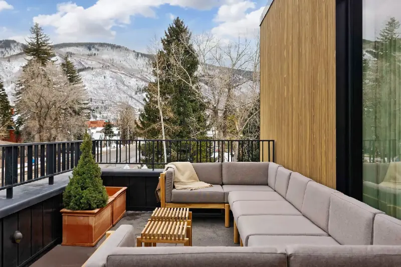 Mountain View Terrace Suite