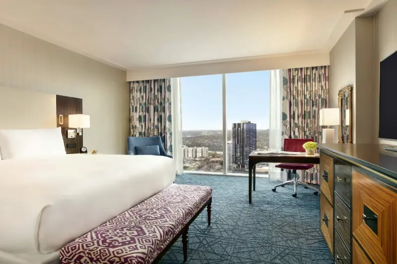 Fairmont Gold Studio Suite