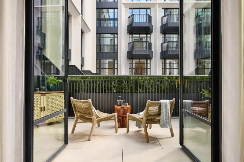 Courtyard Terrace Suite