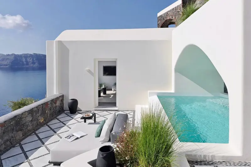 Executive Pool Suite