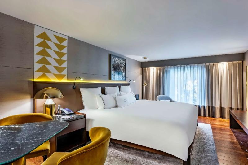 Luxury Room