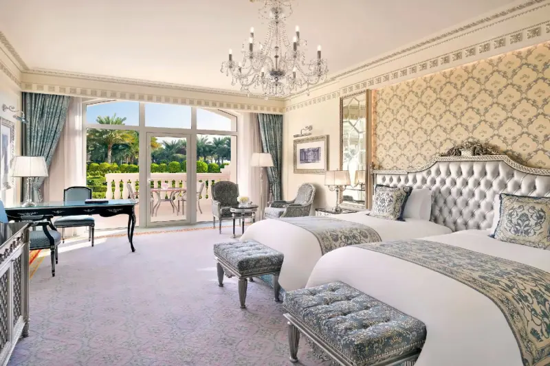 Premier Garden Walk Room