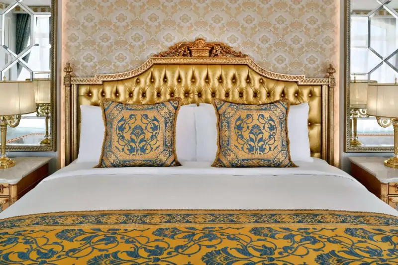 Premier Garden Walk Room