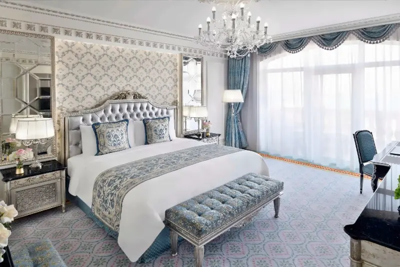 Signature Ocean View Club Suite