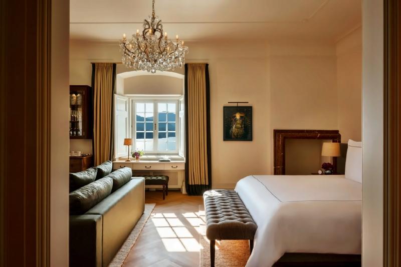 Heritage Lake View  Room