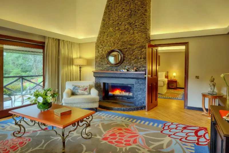 Riverside Suite