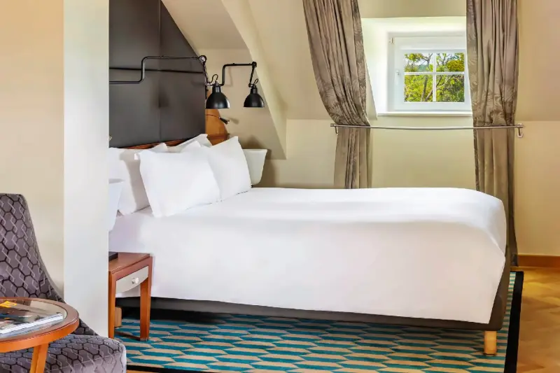 Magnificent Attic Seaside Room
