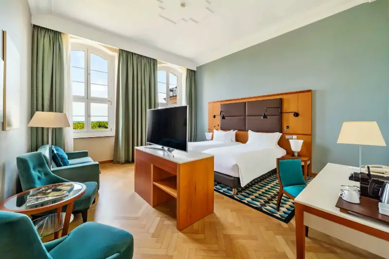 Junior Seaside Suite