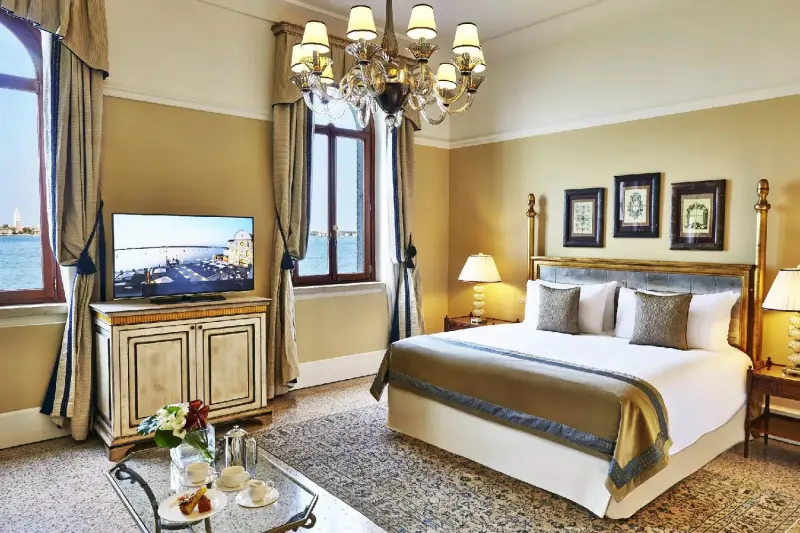 Navigante Junior Lagoon View Suite