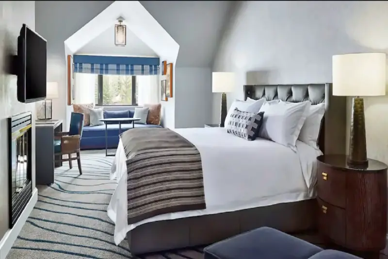 Premium Mountain View Room