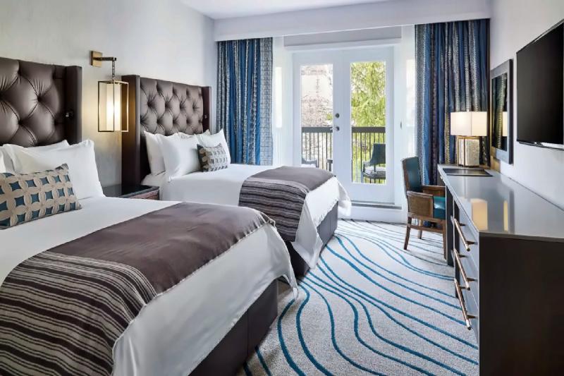 Mountain View Room