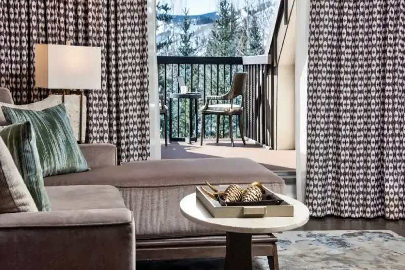 Grand Partial Mountain View Suite
