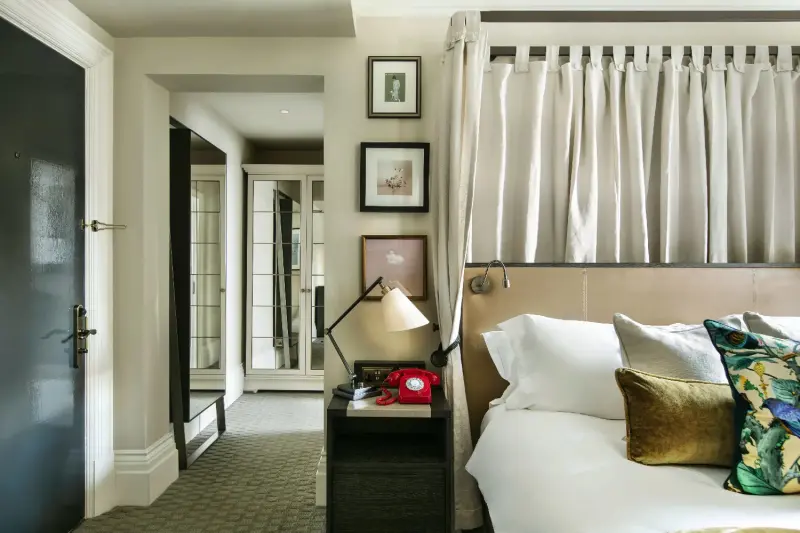 2 Bedroom Interconnecting Family Suite
