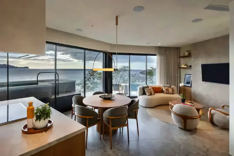 3 Bedroom Ocean View Penthouse