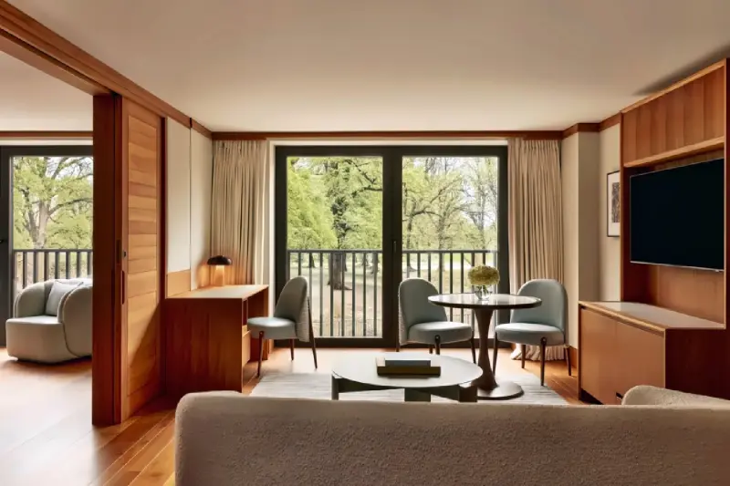 2 Bedroom Park Suite