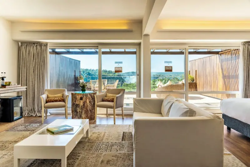 RedLevel Deluxe Junior Waterfall View Suite