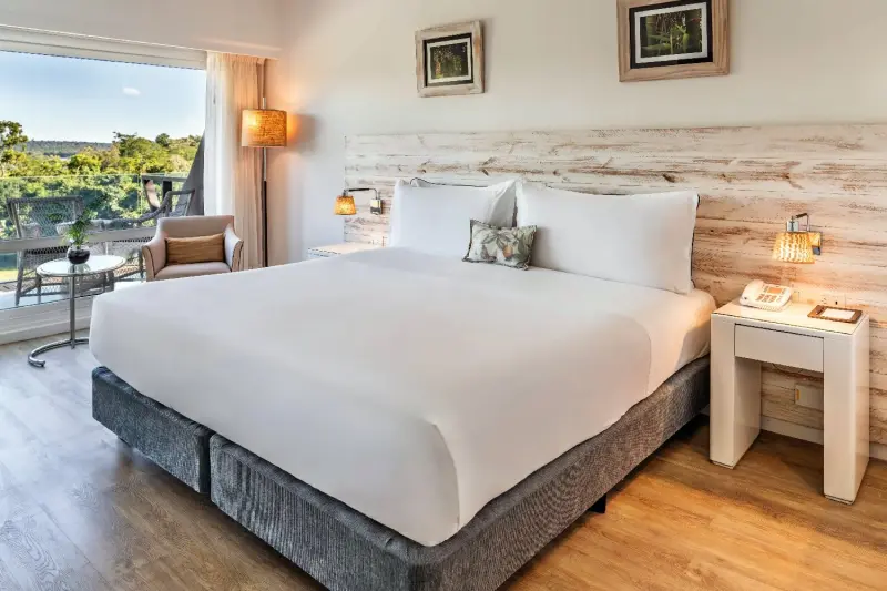 Deluxe Waterfall View Room