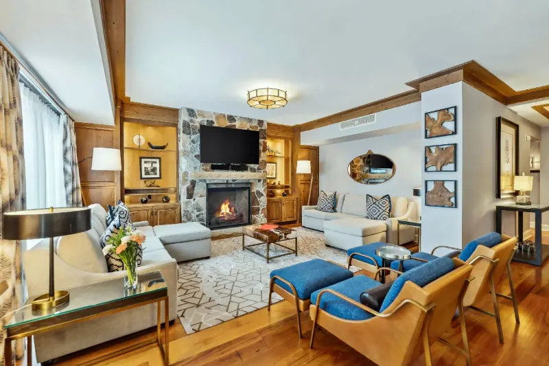 Executive Valley View Suite