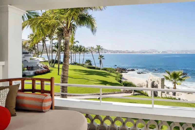 2 Bedroom Oceanfront Family Suite