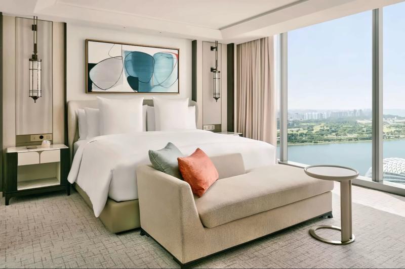 Paiza Premier Sea View Suite
