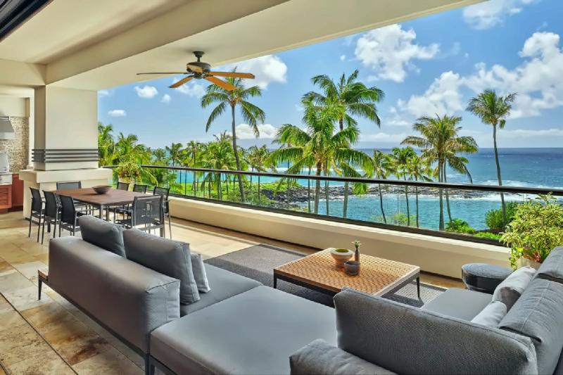 4 Bedroom Premier Ocean View Laua E Residence